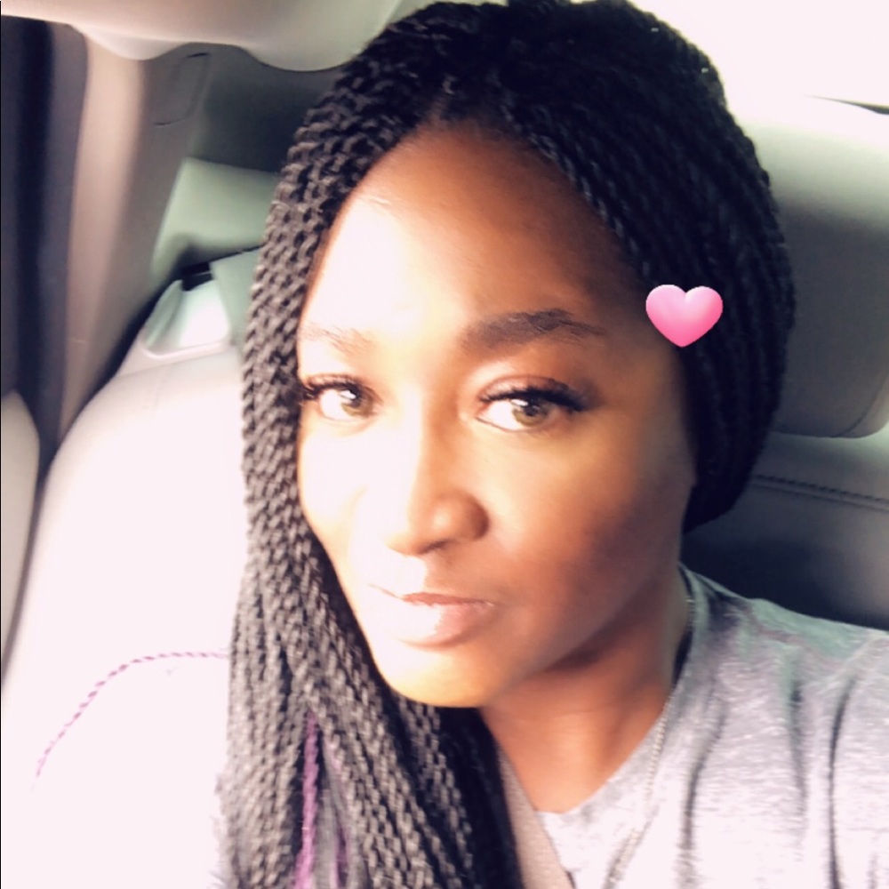 Meet your Posher, Latrice